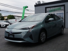 Used 2016  Toyota Prius 5dr HB Two &lpar;Natl&rpar; at Auto Finance Center LLC near Woodbridge&comma; VA