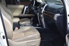 Used 2017  Toyota 4Runner 4WD &lpar;Natl&rpar; at Auto Finance Center LLC near Woodbridge&comma; VA