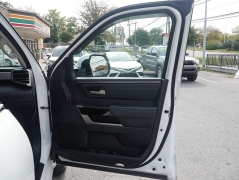 Used 2022  Toyota Tundra 4WD Limited CrewMax 6.5ft Bed at Auto Finance Center LLC near Woodbridge, VA