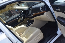 Used 2017  Toyota Highlander Hybrid Limited V6 AWD (Natl) at Auto Finance Center LLC near Woodbridge, VA