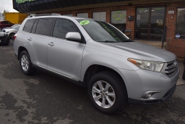 Used 2011  Toyota Highlander FWD 4dr V6 &lpar;Natl&rpar; at Auto Finance Center LLC near Woodbridge&comma; VA