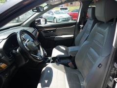 Used 2018  Honda CR-V 4d SUV AWD Touring at Auto Finance Center LLC near Woodbridge&comma; VA