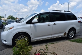 Used 2014 Toyota Sienna 4d Wagon XLE at Auto Finance Center LLC near Woodbridge, VA