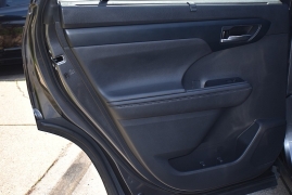 Used 2020  Toyota Highlander 4d SUV AWD XLE at Auto Finance Center LLC near Woodbridge&comma; VA