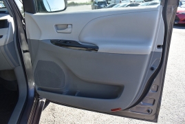 Used 2014 Toyota Sienna 4d Wagon L at Auto Finance Center LLC near Woodbridge, VA