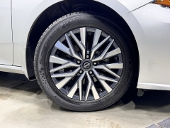 Used 2023  Nissan Altima 2&period;5 SV AWD Sedan at Maxx Loans near St&period; Adrian&comma; MI