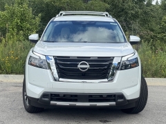 New 2025 Nissan Pathfinder SL 4WD at Zeigler Nissan of Orland Park near Orland Park, IL