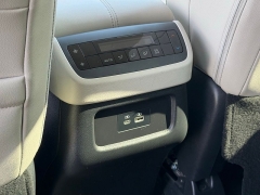 Used 2024  Nissan Pathfinder SL 4WD at Maxx Loans near St&period; Adrian&comma; MI