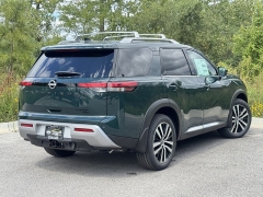 New 2025 Nissan Pathfinder Platinum 4WD at Zeigler Nissan of Orland Park near Orland Park, IL