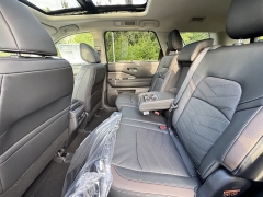 New 2025 Nissan Pathfinder Platinum 4WD at Zeigler Nissan of Orland Park near Orland Park, IL