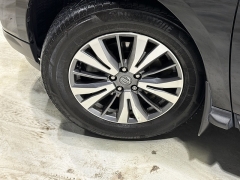 Used 2020  Nissan Pathfinder 4d SUV 4WD SL at Maxx Loans near St. Adrian, MI