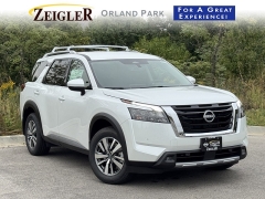 New 2025 Nissan Pathfinder SL 4WD at Zeigler Nissan of Orland Park near Orland Park, IL