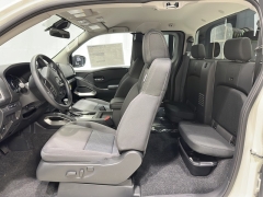 New 2025 Nissan Frontier King Cab 4x4 SV at Zeigler Nissan of Orland Park near Orland Park, IL