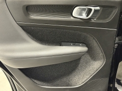 Used 2024  Volvo XC40 B5 AWD Plus Dark Theme at Maxx Loans near St&period; Adrian&comma; MI