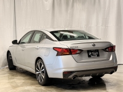 Used 2021  Nissan Altima 2&period;5 SR Sedan at Maxx Loans near St&period; Adrian&comma; MI