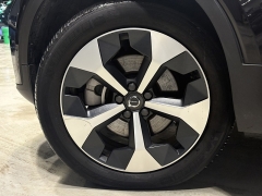 Used 2024  Volvo XC40 B5 AWD Plus Dark Theme at Maxx Loans near St&period; Adrian&comma; MI