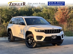 Used 2023 Jeep Grand Cherokee Altitude 4x4 at Zeigler Nissan of Orland Park near Orland Park, IL