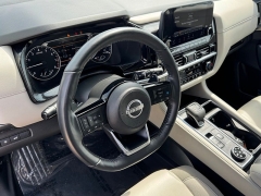 Used 2024  Nissan Pathfinder SL 4WD at Maxx Loans near St&period; Adrian&comma; MI