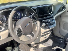 Used 2018 Chrysler Pacifica 4d Wagon LX at Maxx Loans near St. Adrian, MI