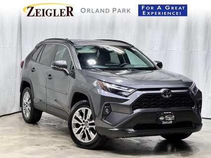 2023 Toyota RAV4 XLE Premium's photo
