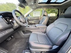 New 2025 Nissan Pathfinder Platinum 4WD at Zeigler Nissan of Orland Park near Orland Park, IL
