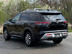 Used 2024  Nissan Pathfinder SL 4WD at Maxx Loans near St&period; Adrian&comma; MI