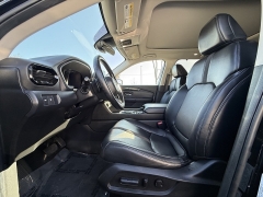 Used 2025  Honda Pilot Touring AWD at Maxx Loans near St&period; Adrian&comma; MI