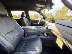 New 2026 Nissan Armada 4x4 SL at Zeigler Nissan of Orland Park near Orland Park, IL