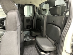 New 2025 Nissan Frontier King Cab 4x4 SV at Zeigler Nissan of Orland Park near Orland Park, IL