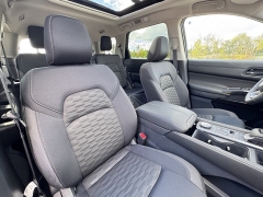 New 2025 Nissan Pathfinder SV 4WD at Zeigler Nissan of Orland Park near Orland Park, IL