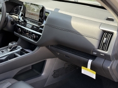 New 2025 Nissan Pathfinder SL 4WD at Zeigler Nissan of Orland Park near Orland Park, IL