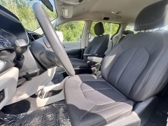 Used 2018 Chrysler Pacifica 4d Wagon LX at Maxx Loans near St. Adrian, MI