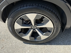 Used 2024 Volvo XC40 B5 AWD Plus Dark Theme at Maxx Loans near St. Adrian, MI