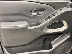 Used 2023  Nissan Frontier Crew Cab 4x4 SV Auto at Maxx Loans near St&period; Adrian&comma; MI