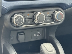 New 2025 Nissan Versa SV CVT at Zeigler Nissan of Orland Park near Orland Park, IL