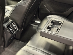 Used 2024  Volvo XC40 B5 AWD Plus Dark Theme at Maxx Loans near St&period; Adrian&comma; MI