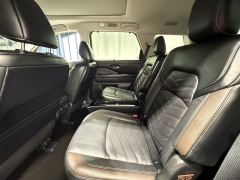 Used 2023  Nissan Pathfinder Platinum 4WD at Maxx Loans near St&period; Adrian&comma; MI