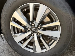 Used 2024  Nissan Pathfinder SL 4WD at Maxx Loans near St&period; Adrian&comma; MI