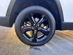 Used 2023 Jeep Grand Cherokee Altitude 4x4 at Zeigler Nissan of Orland Park near Orland Park, IL