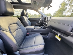 New 2025 Nissan Pathfinder Platinum 4WD at Zeigler Nissan of Orland Park near Orland Park, IL