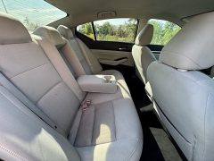 Used 2022 Nissan Altima 2.5 SV Sedan at Maxx Loans near St. Adrian, MI