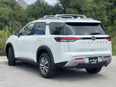 New 2025 Nissan Pathfinder SL 4WD at Zeigler Nissan of Orland Park near Orland Park, IL