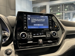 Used 2022  Toyota Highlander XLE AWD at Maxx Loans near St&period; Adrian&comma; MI