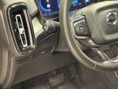 Used 2024  Volvo XC40 B5 AWD Plus Dark Theme at Maxx Loans near St&period; Adrian&comma; MI