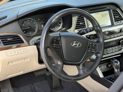 Used 2017  Hyundai Sonata 4d Sedan Limited at Maxx Loans near St. Adrian, MI