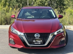 Used 2022 Nissan Altima 2.5 SV Sedan at Maxx Loans near St. Adrian, MI