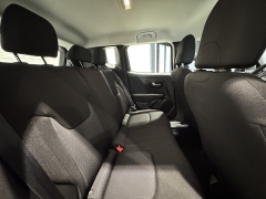 Used 2020  Jeep Renegade 4d SUV 4WD Sport at Maxx Loans near St&period; Adrian&comma; MI