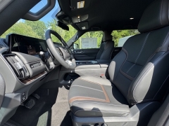 New 2025 Nissan Armada 4x4 SL at Zeigler Nissan of Orland Park near Orland Park, IL