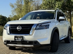 Used 2025  Nissan Pathfinder Platinum 4WD at Maxx Loans near St&period; Adrian&comma; MI