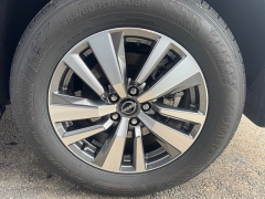 Used 2025  Nissan Pathfinder SL 4WD at Maxx Loans near St&period; Adrian&comma; MI